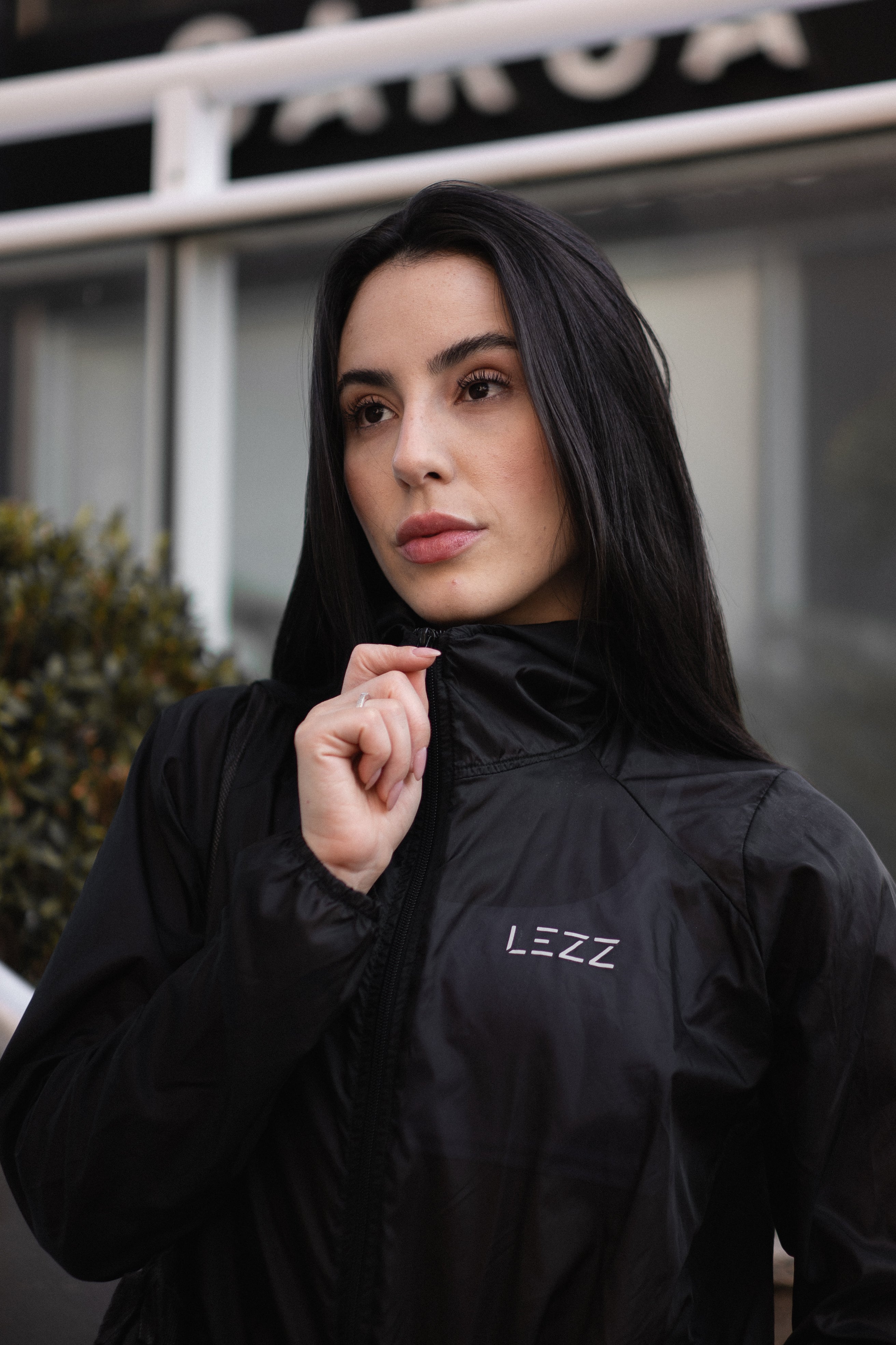 Corta Vento Windlezz Black